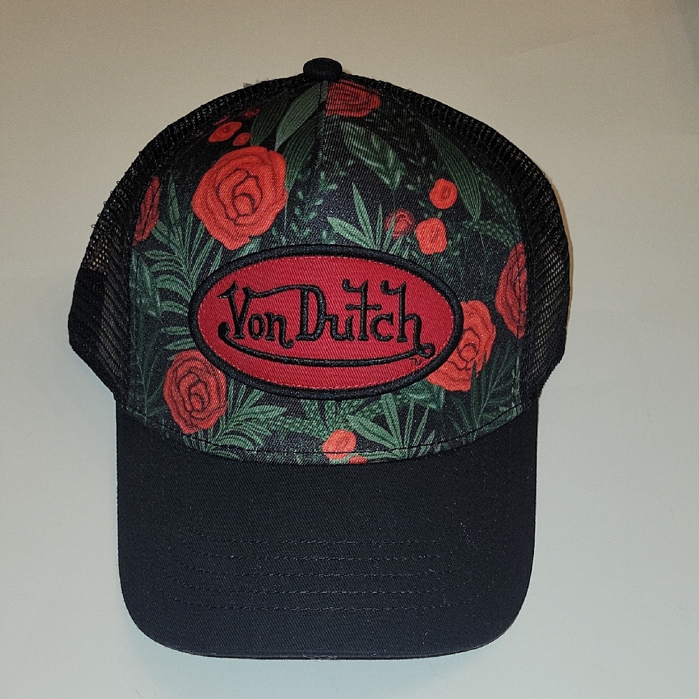 VON DUTCH TRUCKER STYLE HAT ONE SIZE UNISEX